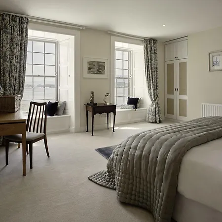 Barrow House Gasthof 4*