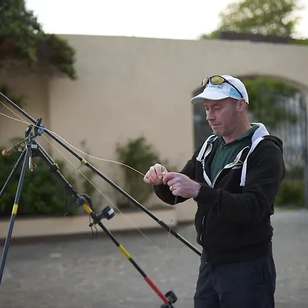 ゲストハウス Barrow House