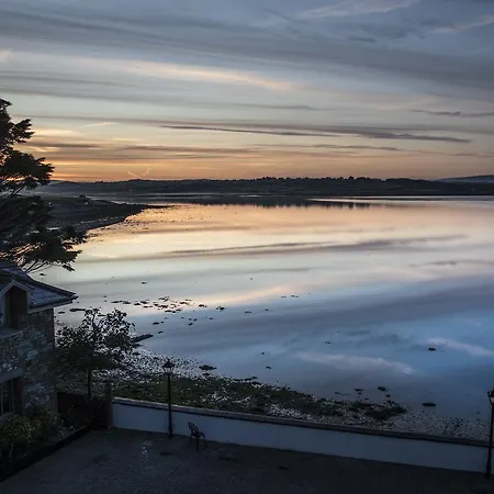 Barrow House ゲストハウス トラリー