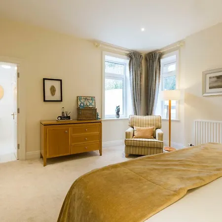 Gasthof Barrow House