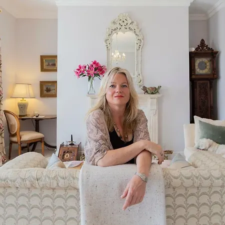 Barrow House Vendégház 4*