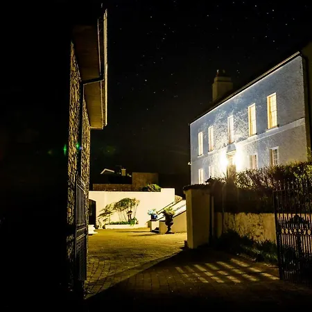 Barrow House ゲストハウス 4*