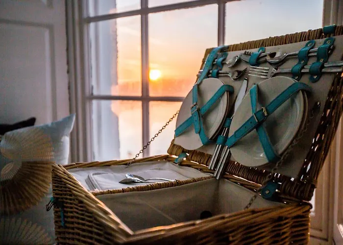 Barrow House 特拉利