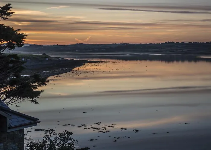 招待所 Barrow House 特拉利