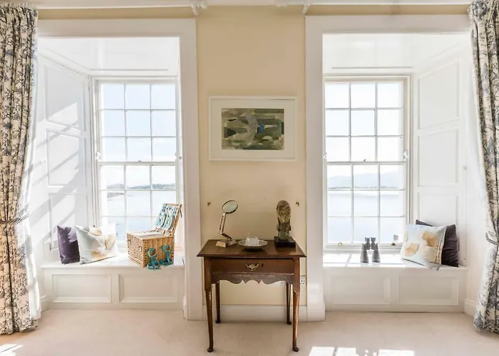 招待所 Barrow House 4*