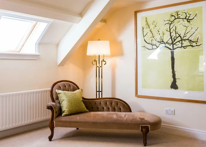 Barrow House 招待所 4*